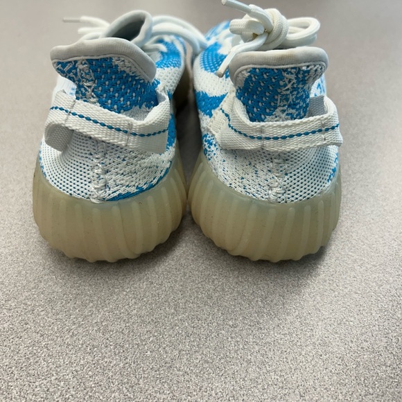 Brand New Yeezy Adidas Boost Tennis Shoe main image 5